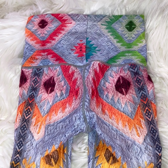 NIYAMA SOL Colorful Aztec Endless Leggings XS - Picture 5 of 8